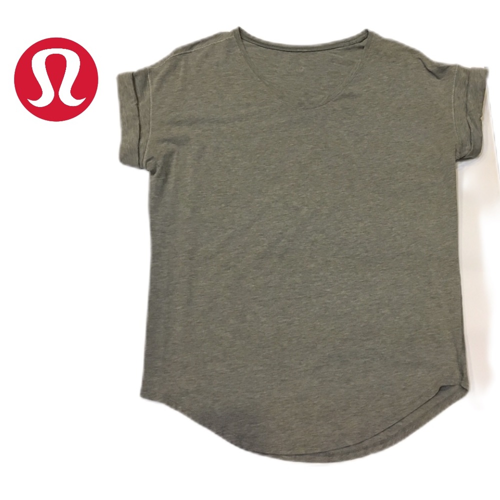 Lululemon gray scoop neck stretch tee shirt